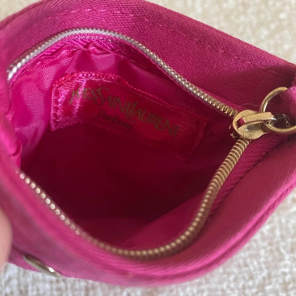 Coinpurse and keys - Picture 3 of 7